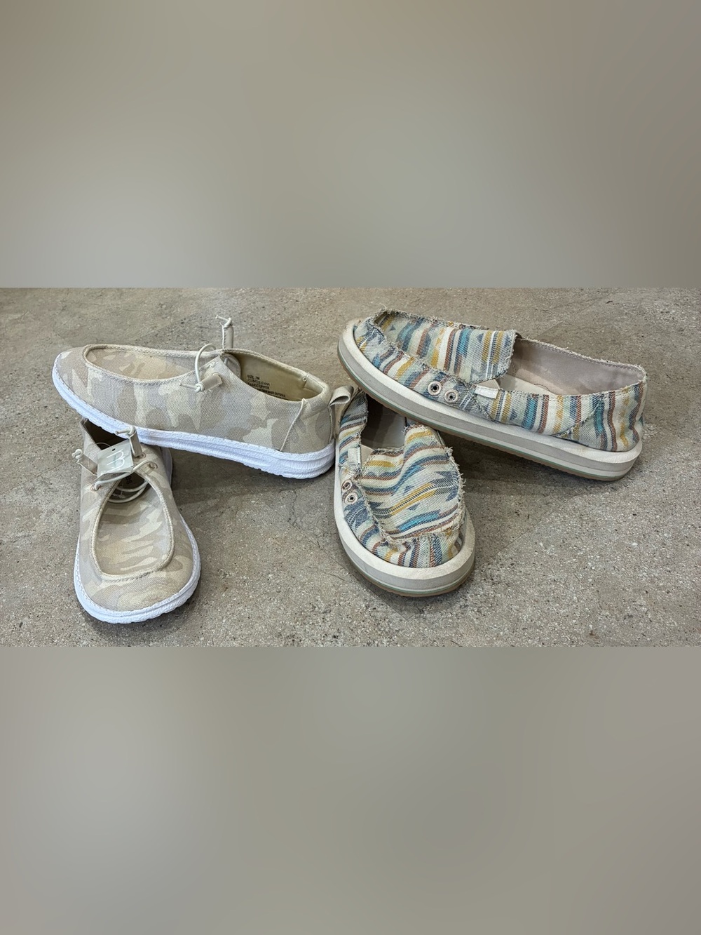 Womens SANUK / MAURICES Slip On Shoes, sz 7….1 NWT